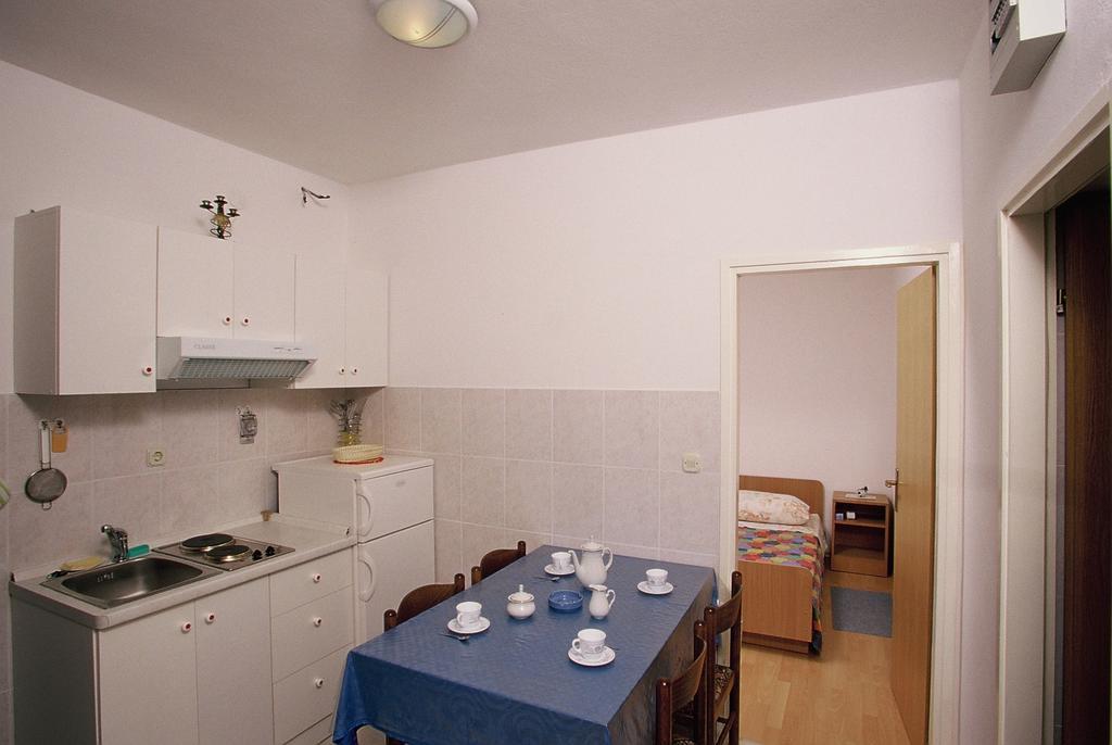 Apartments Boljat Supetar Cameră foto