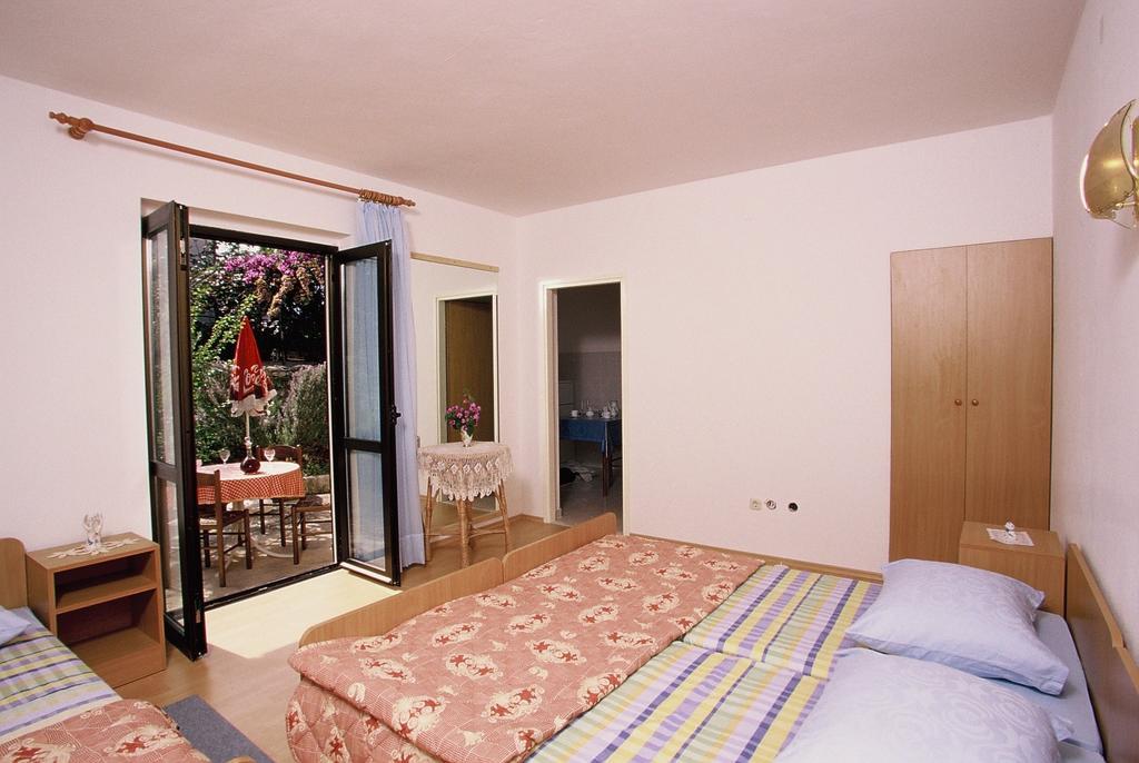 Apartments Boljat Supetar Cameră foto